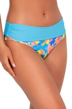 Sunsets Shoreline Petals Capri High Waist Bottom